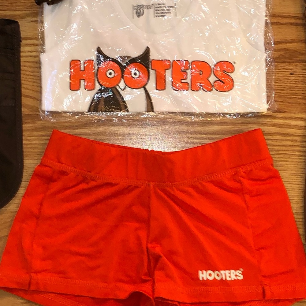 Hooters Girl Outfit Bundle